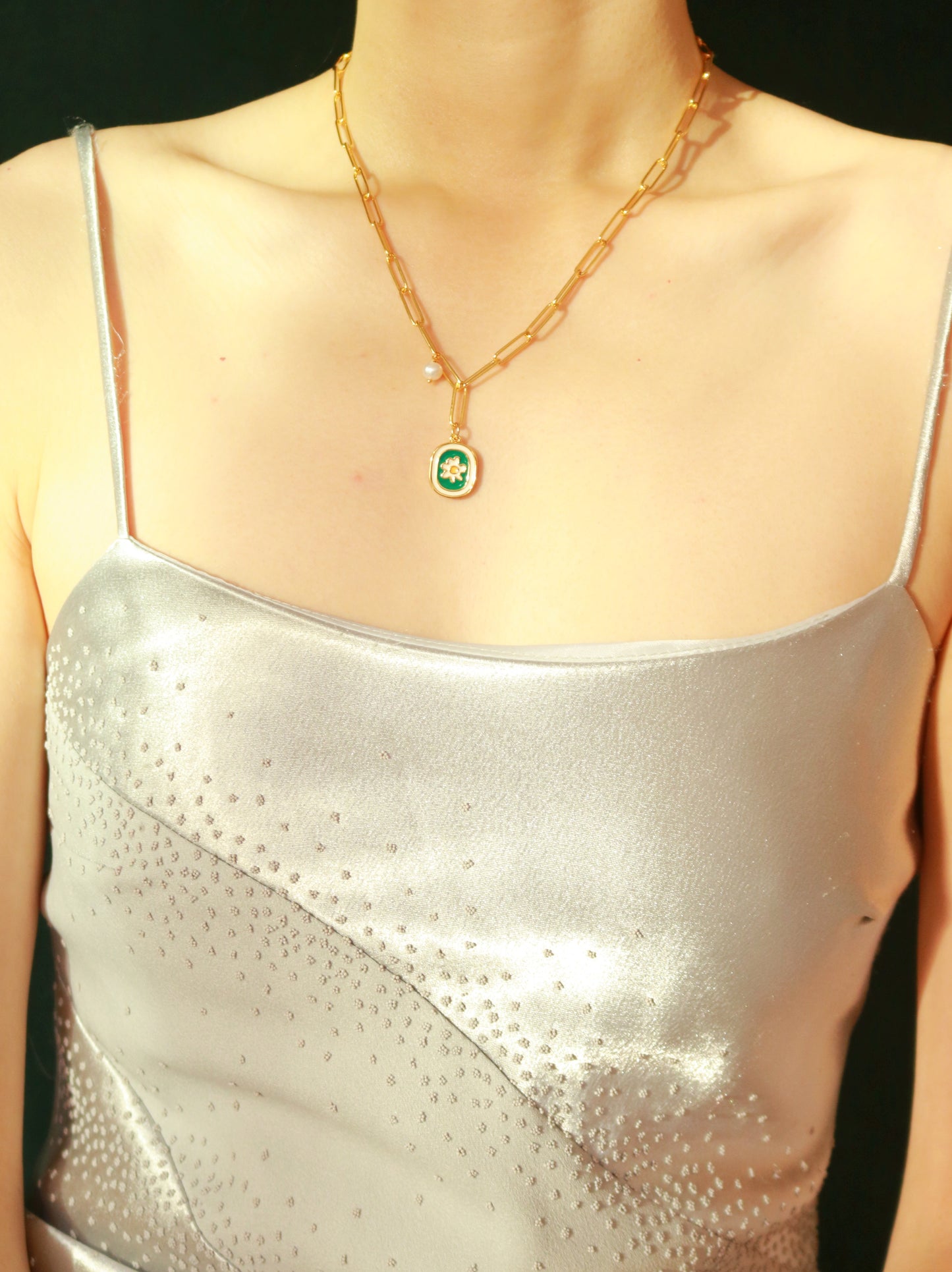 Necklace Camomile Pearl