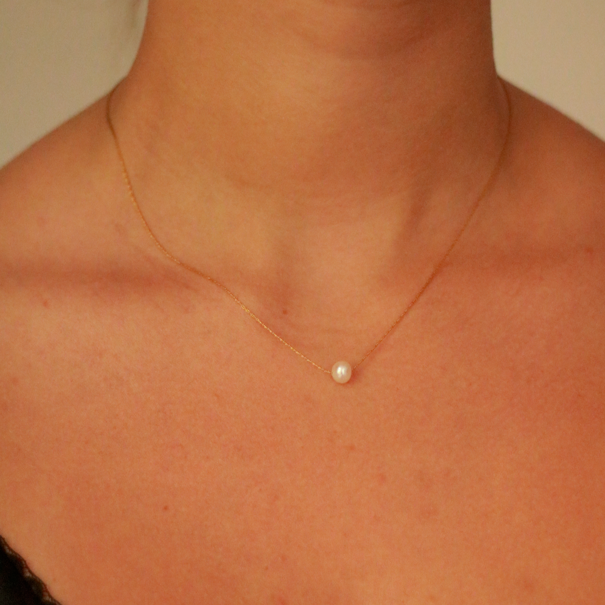 Simple Pearl Necklace