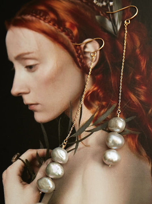 Pearls of Venus Sea Earrings B